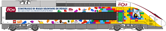 Motrice TGV INOUI habillée aux couleurs LEGO, vue de profil.